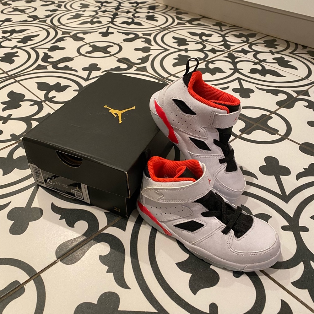 Jordan FLTCLB ‘91 Toddler Sneakers